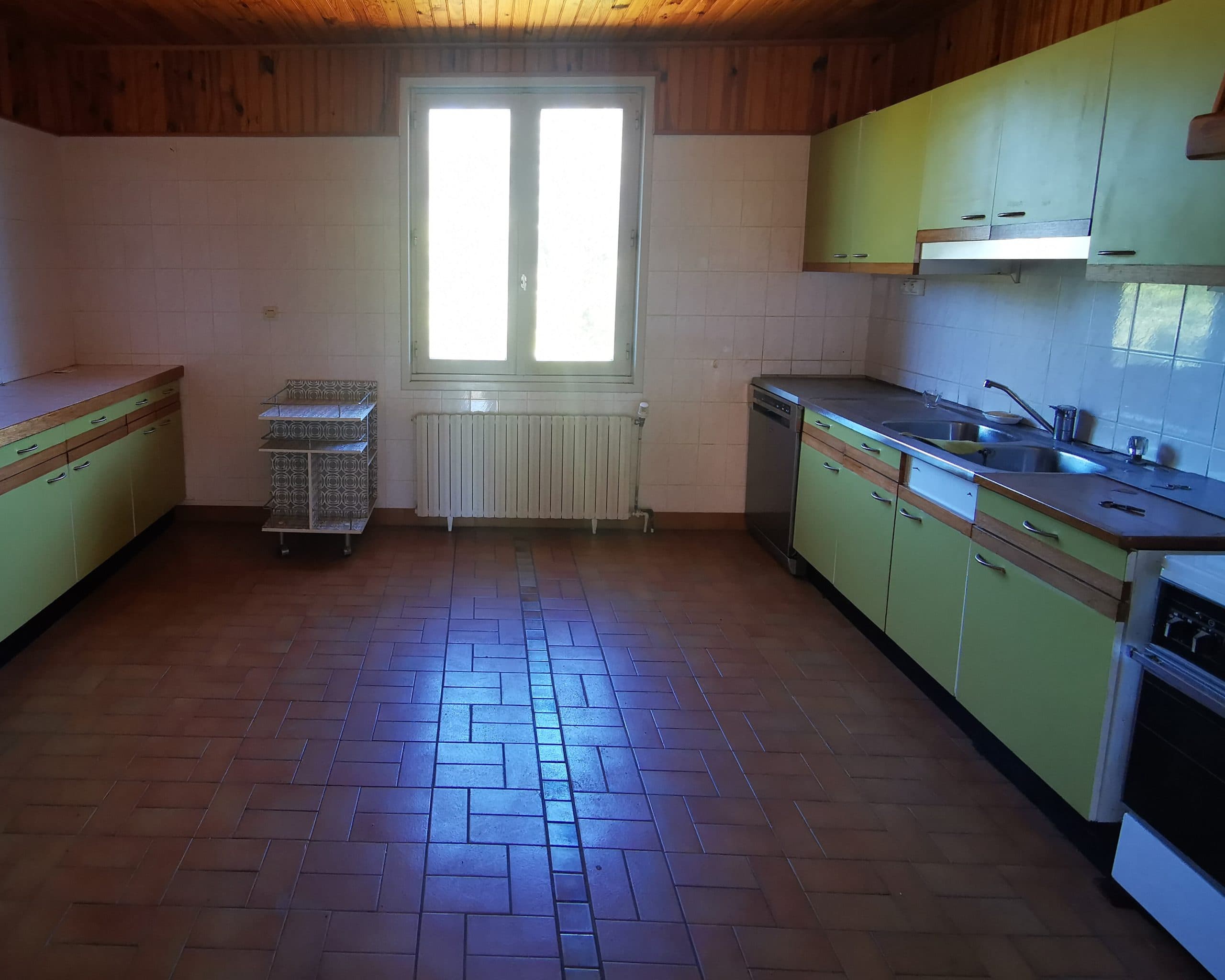Cuisine avant la décoration de Maison BoAime
